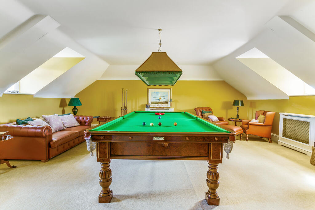 Additional image 16 of Oldborough Drive, Warwick, CV35