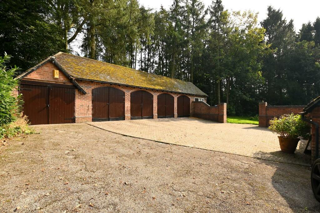 Additional image 25 of Lawnbank House, Wychnor, DE13