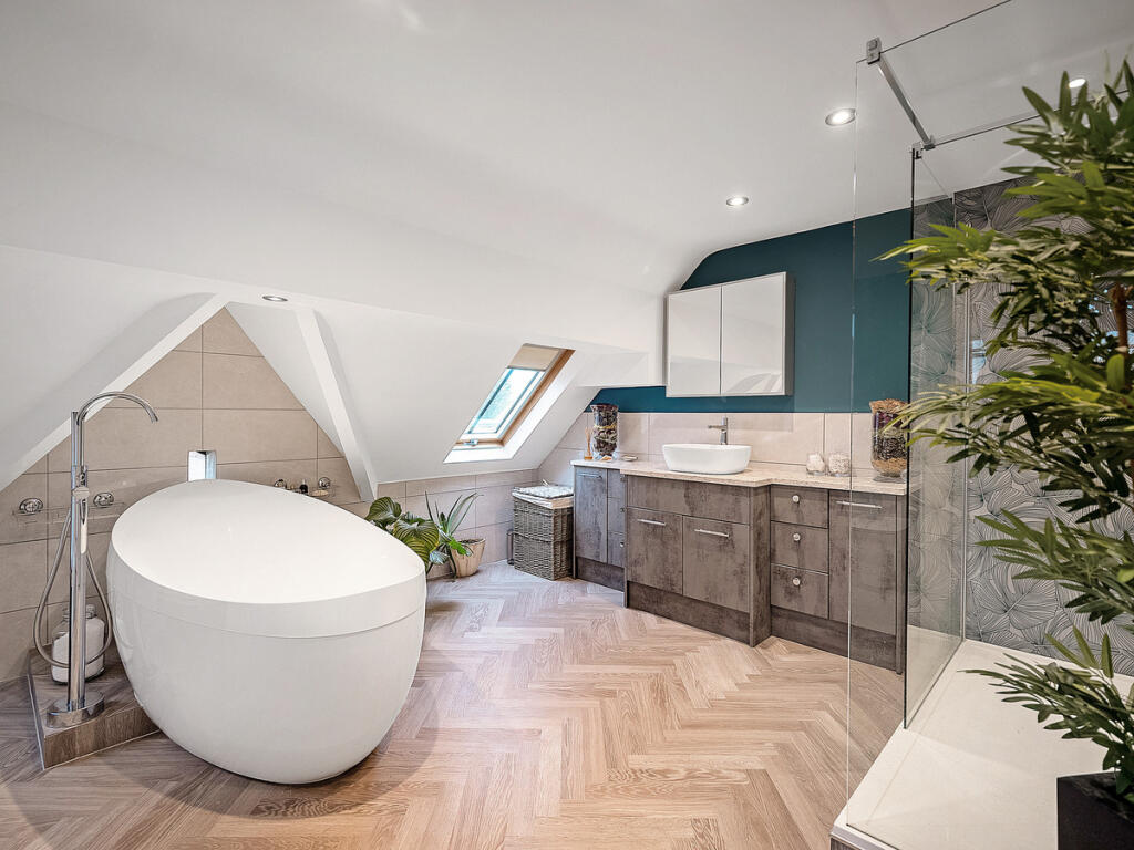 Additional image 29 of Warwick New Road, Leamington Spa, Warwickshire CV32 6AA