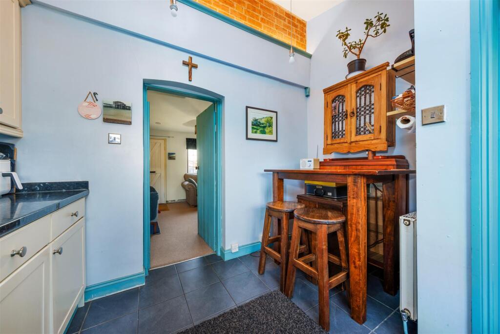 Additional image 15 of Lewis Road, Radford Semele, Leamington Spa