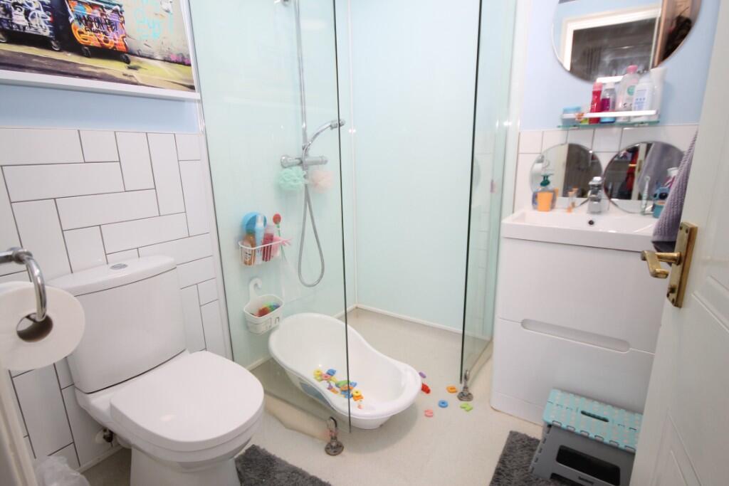 Additional image 8 of Viaduct Close, Rugby, Warwickshire, CV21