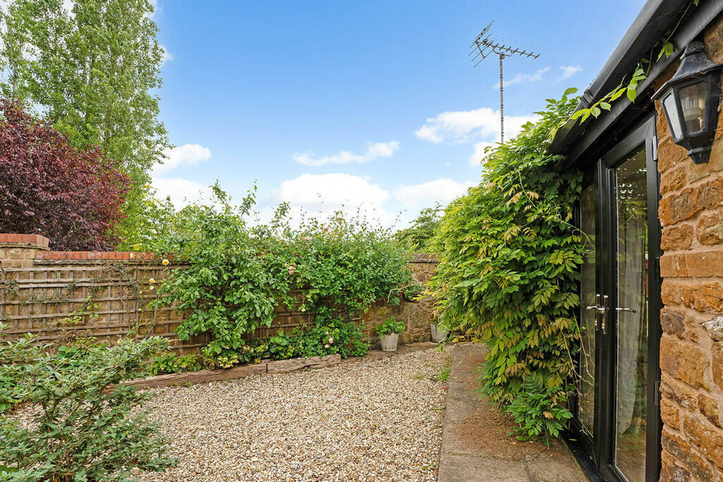 Additional image 14 of Radway