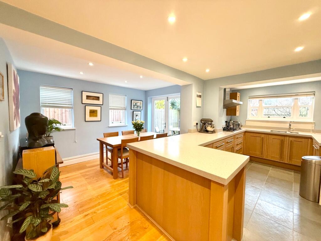 Additional image 5 of Albany Road, Stratford-Upon-Avon, Warwickshire, CV37