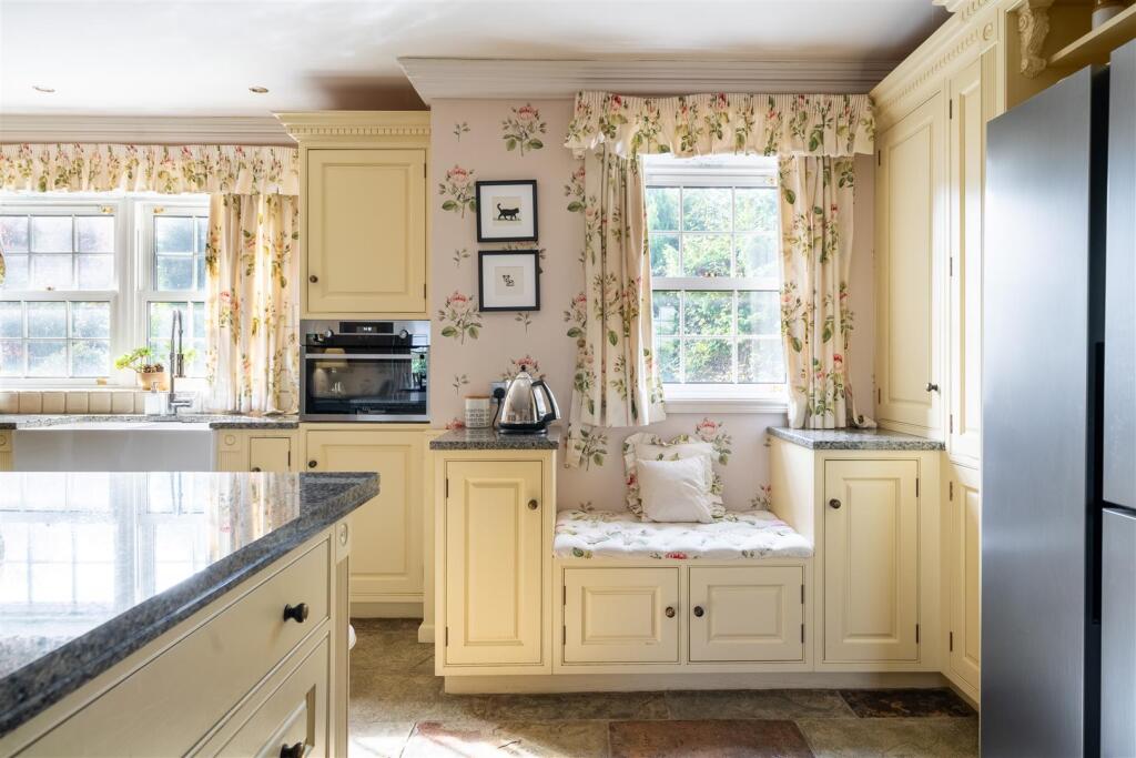 Additional image 15 of The White House, Main Road, Pentrich, Ripley, DE5 3RE