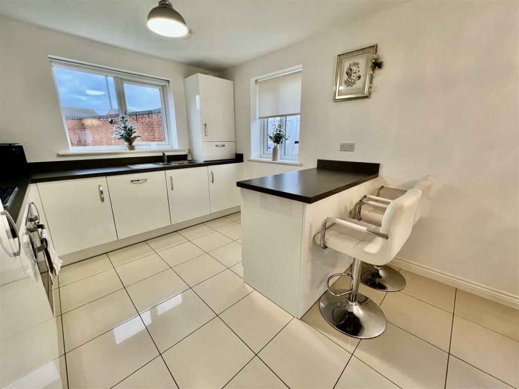 Additional image 13 of Weaving Lane, Darlington