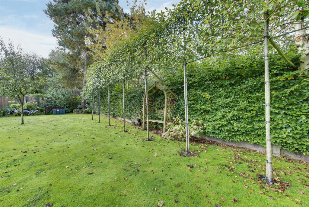 Additional image 55 of Spacious home on the exclusive Blackfirs Lane, Somerford, Congleton