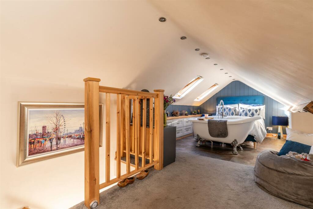 Additional image 13 of Cavendish Bridge, Shardlow, Derby