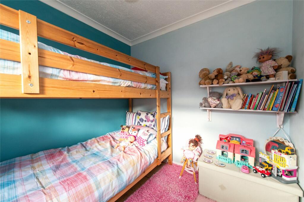 Additional image 11 of Medhurst Crescent, Gravesend, Kent, DA12