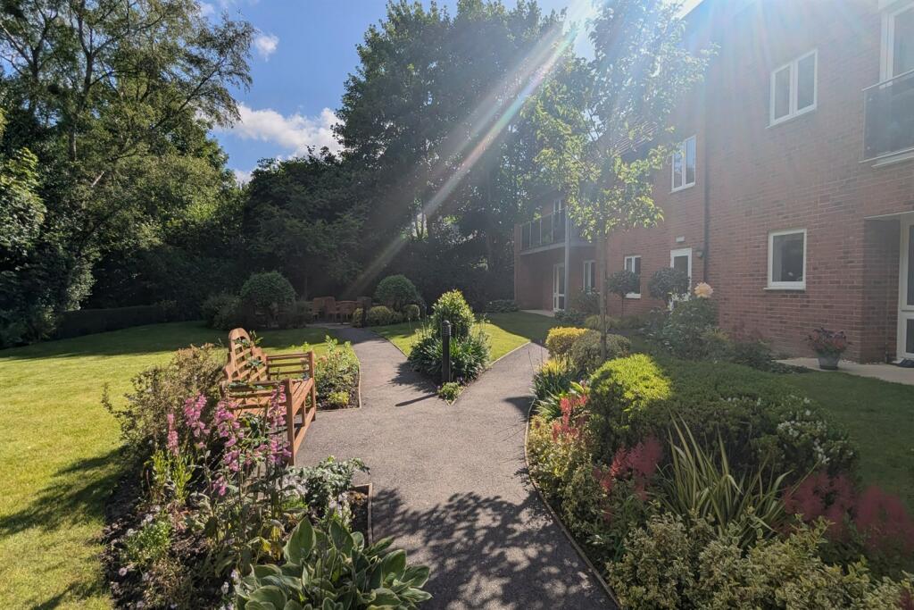 Additional image 24 of Oak Grange, Bradburns Lane, Hartford, Northwich