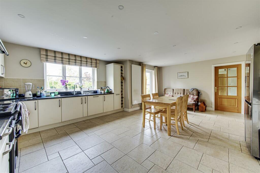 Additional image 22 of Spacious home on the exclusive Blackfirs Lane, Somerford, Congleton