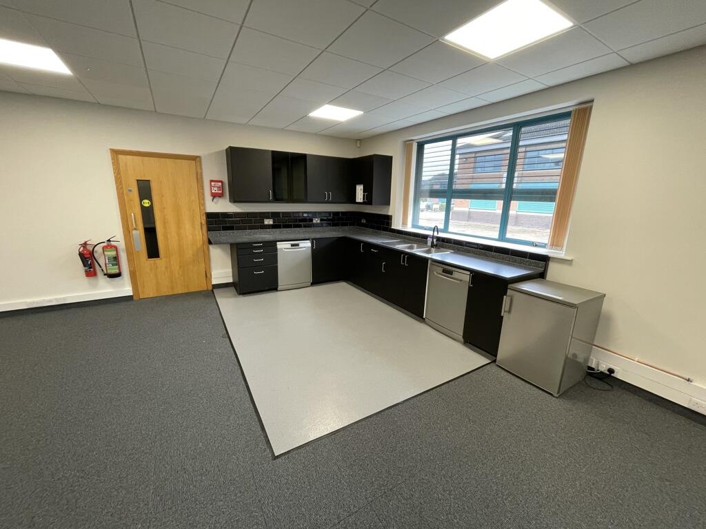 Additional image 13 of 2 Jephson Court, Tancred Close, Leamington Spa, Warwickshire, CV31 3RZ