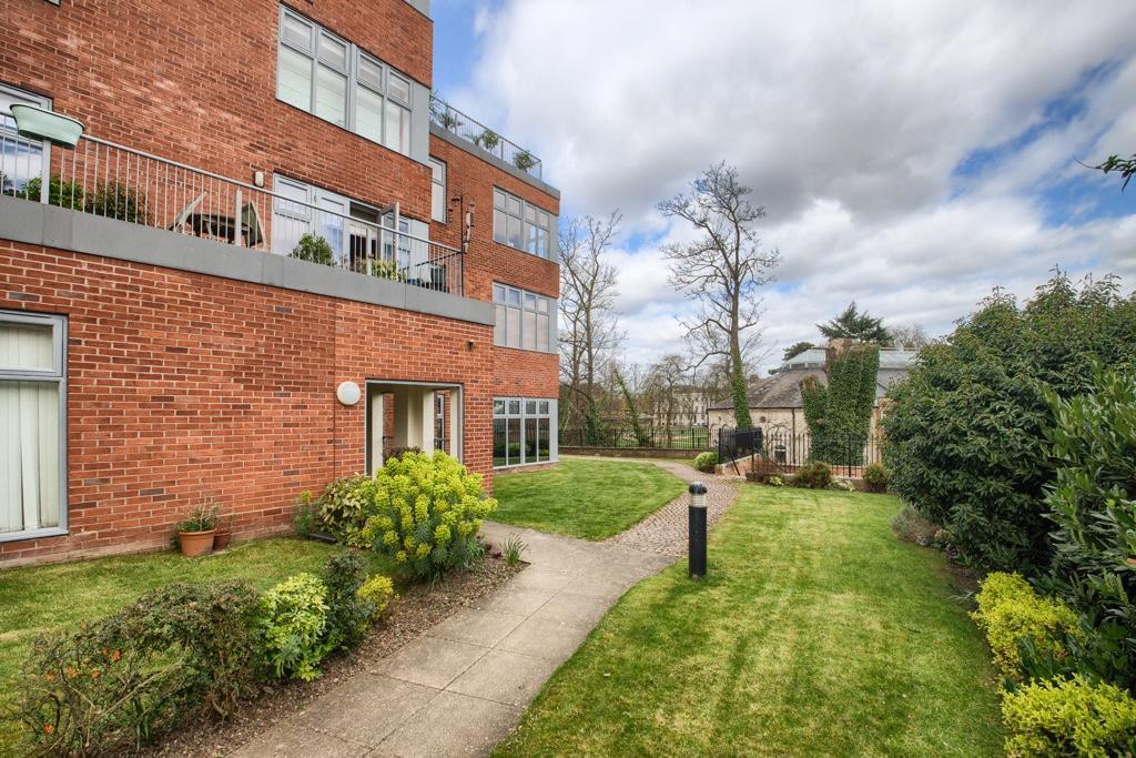 Additional image 14 of Avenue Road, Leamington Spa