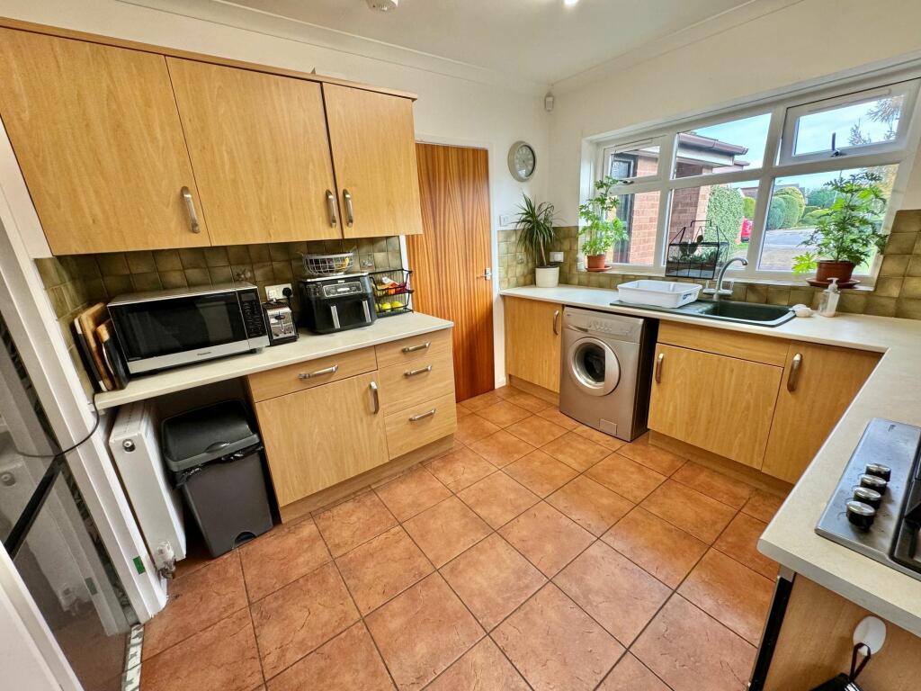 Additional image 12 of Magyar Crescent, Nuneaton, CV11