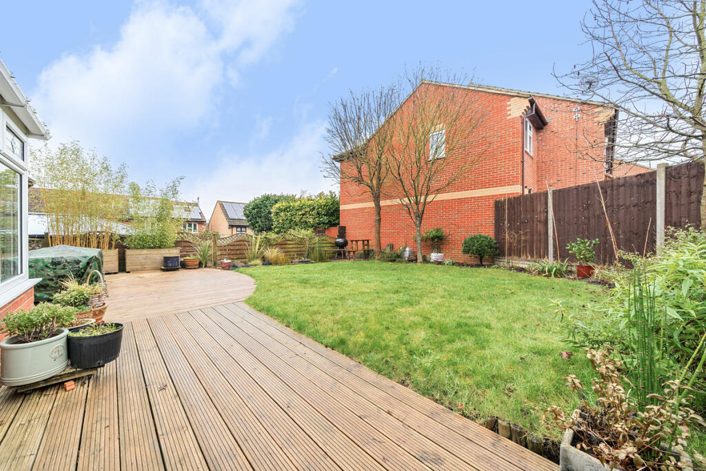 Additional image 5 of Cowley Avenue, Greenhithe, DA9 9PJ