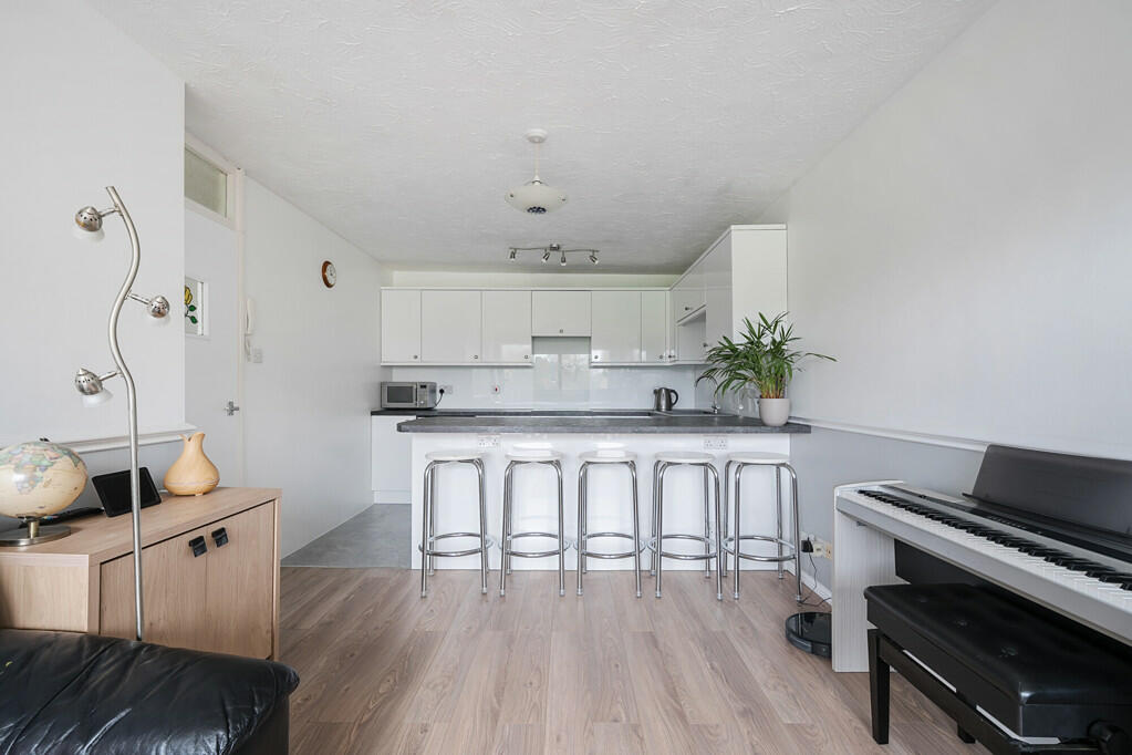 Additional image 9 of Sharnbrooke Close, Welling