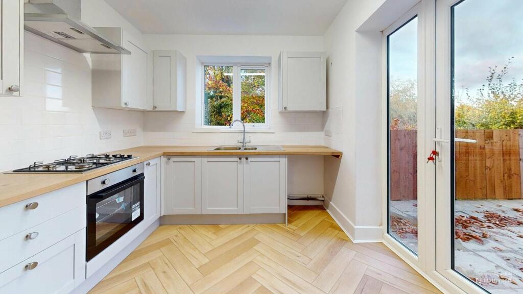 Additional image 4 of Long Acres 2 WEEK RENT FREE 25/26, ,