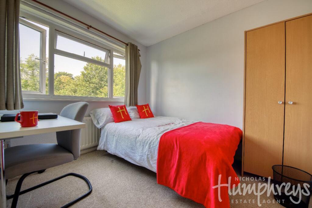 Additional image 2 of 4 Bed Student Home - 65 Downs Road