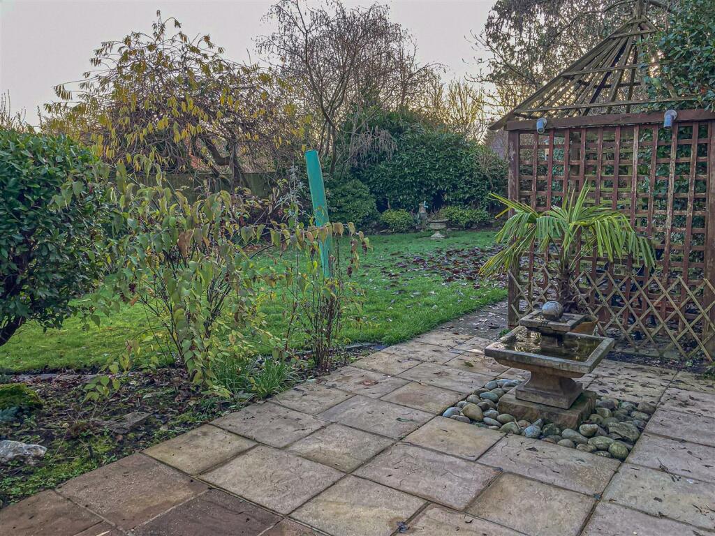 Additional image 16 of Lambourne Avenue, Ashbourne, DE6 1BP