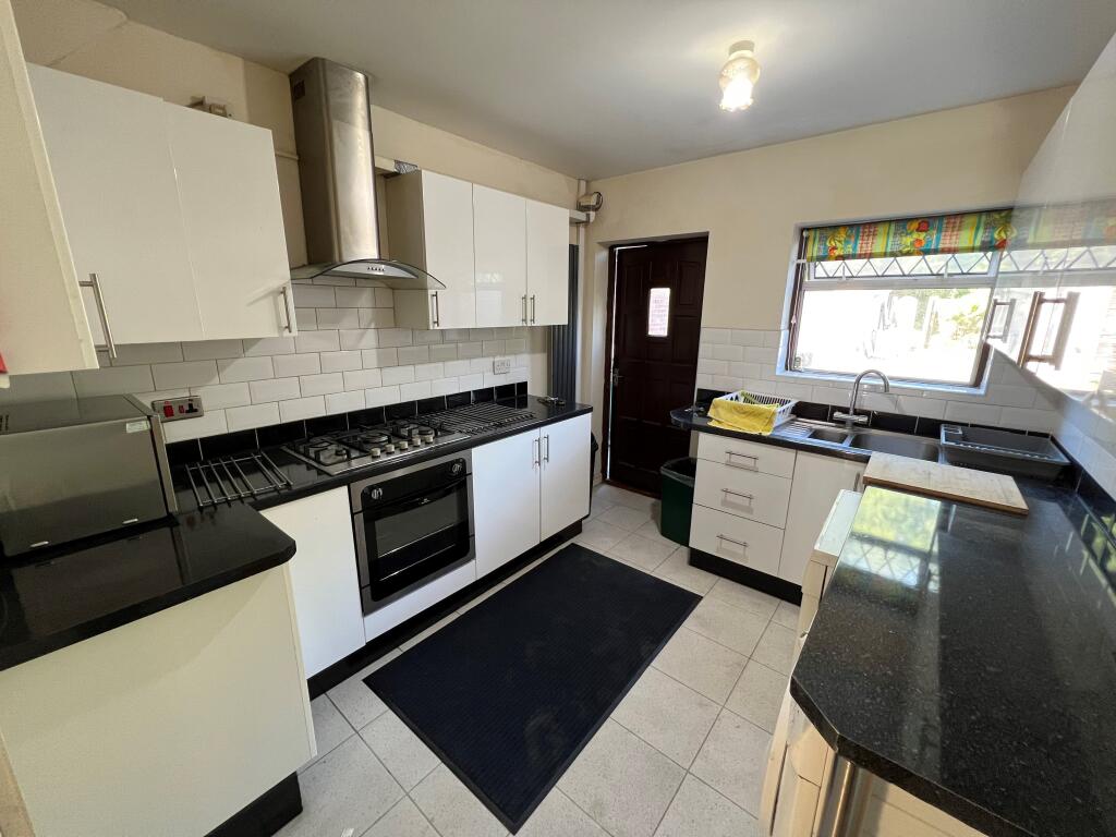 Additional image 6 of Sir Henry Parkes Road, CV4