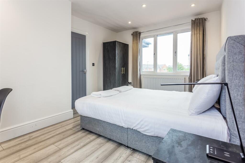 Additional image 48 of Musgrave Gardens, Durham