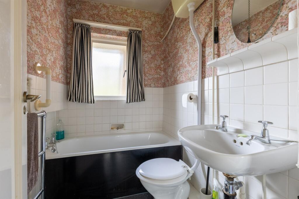 Additional image 21 of Sandiway village set in 0.63 acre