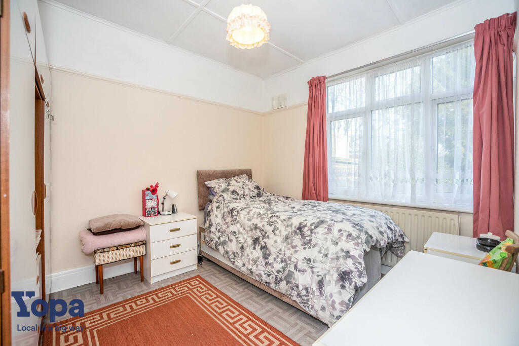 Additional image 3 of Oakdene Avenue, Erith, DA8