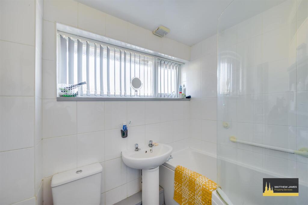 Additional image 17 of Ballingham Close, Tile Hill, COVENTRY  * FOUR / FIVE BEDROOMS *