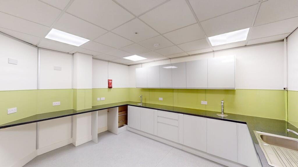 Additional image 4 of Westgate House, Market Street, Warwick, CV34 4DE