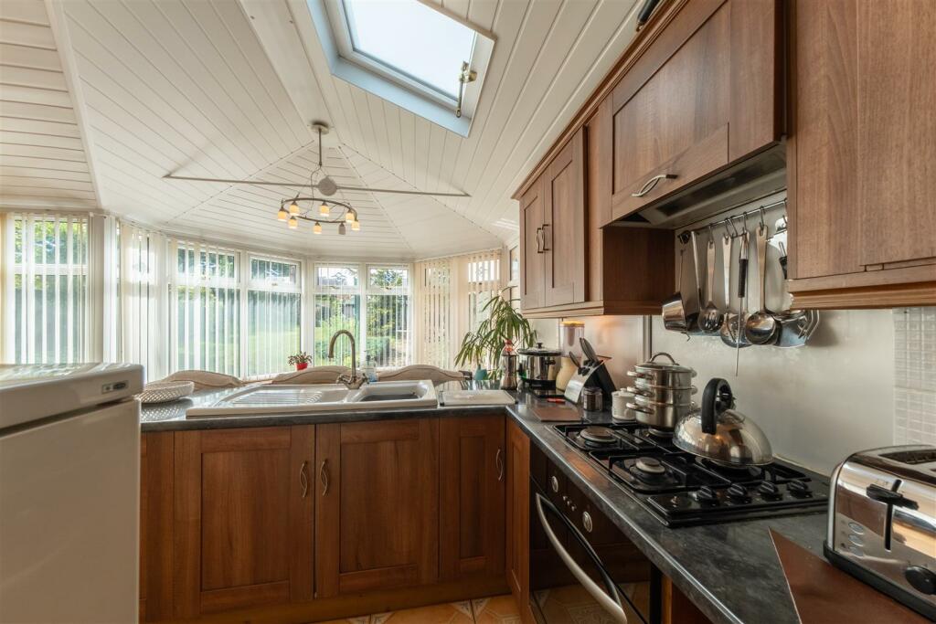 Additional image 9 of Meadow Close, Cuddington, Cheshire