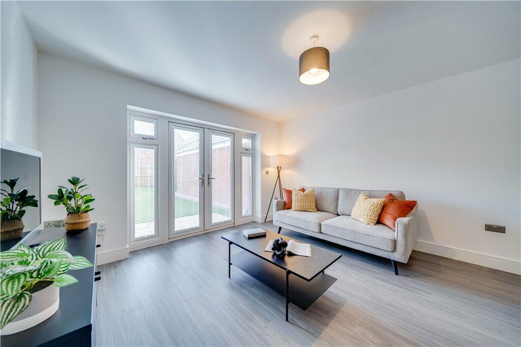 Additional image 4 of Devis Drive, Kenilworth, Warwickshire