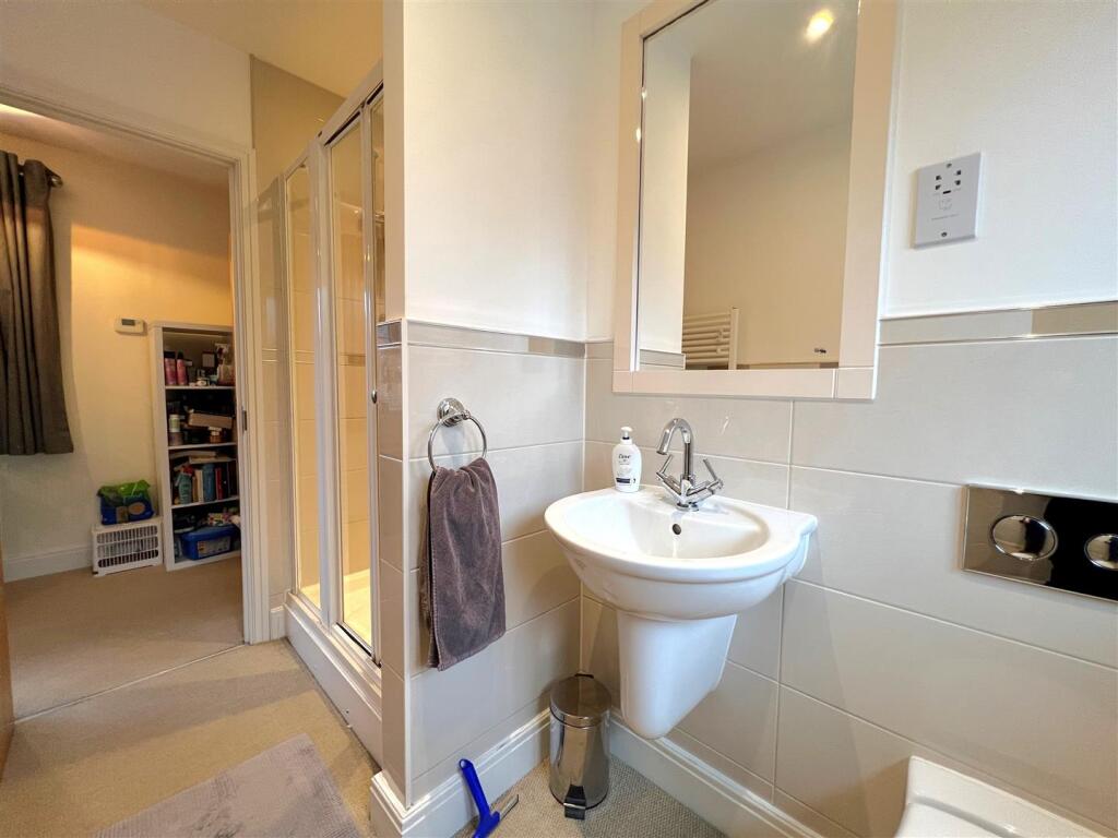 Additional image 27 of Camel Close, Warwick