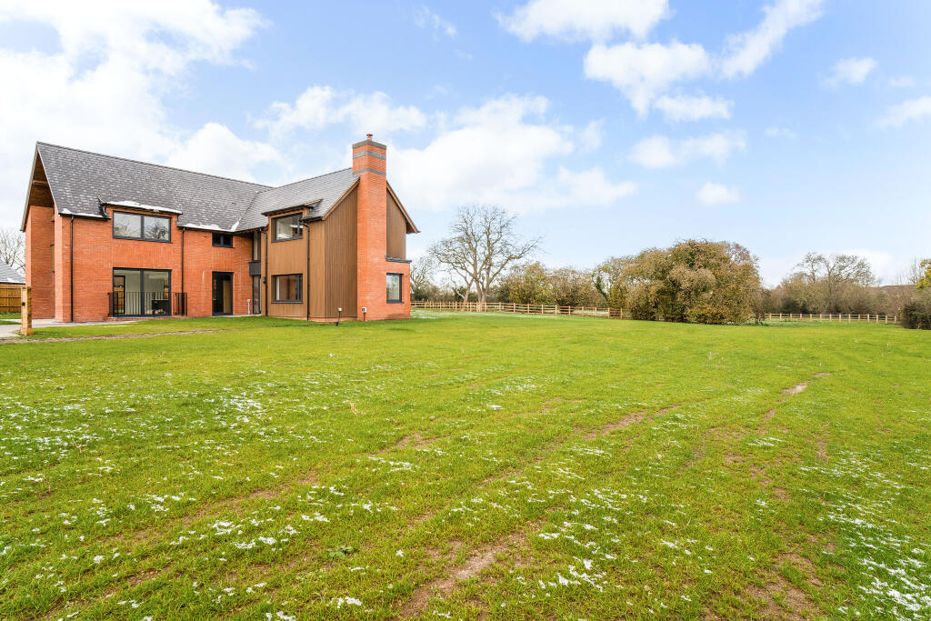 Additional image 17 of The Close, Clifford Chambers, CV37