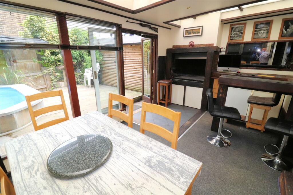 Additional image 15 of Silver Spring Close, Northumberland Heath, Kent, DA8