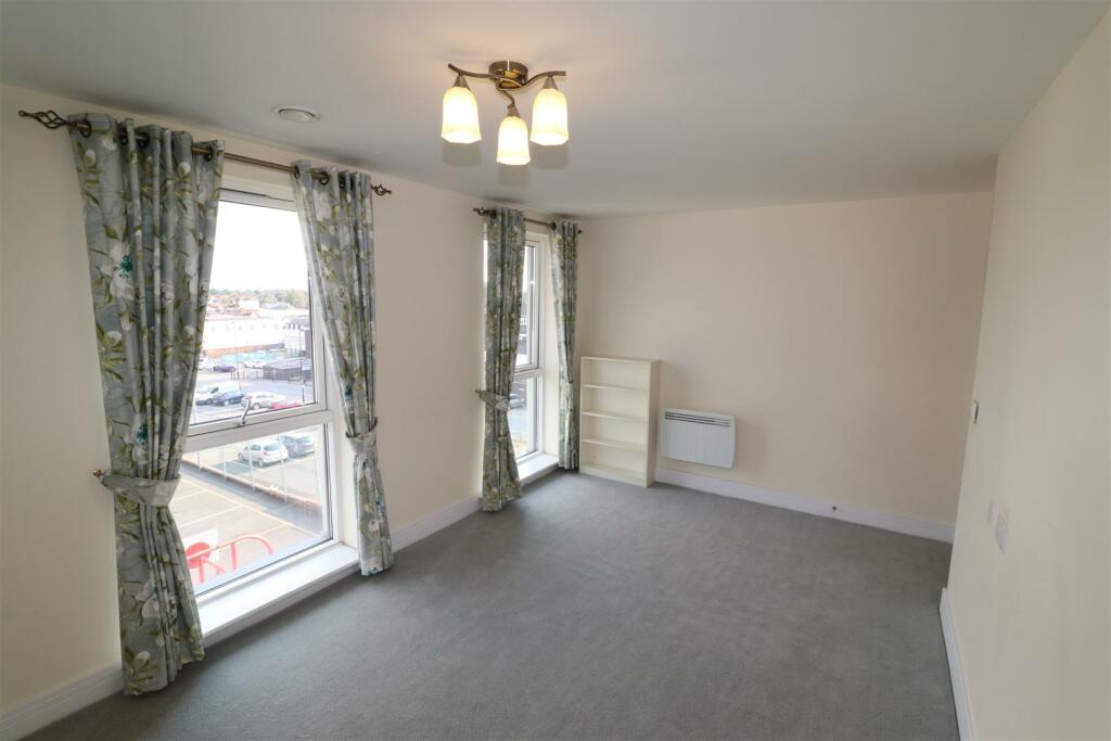 Additional image 6 of Southbank Road, Kenilworth