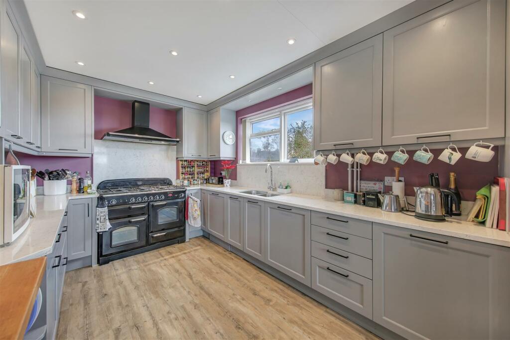 Additional image 7 of Cavendish Road, Matlock, DE4 3HD