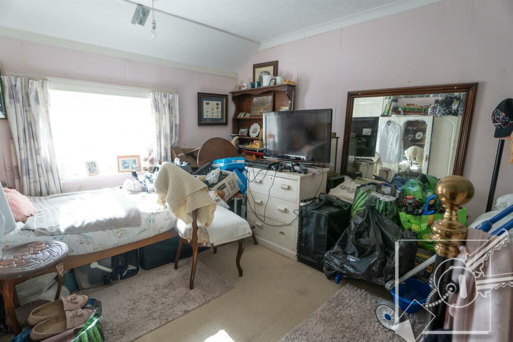 Additional image 27 of Warren Road, Southfleet, Gravesend