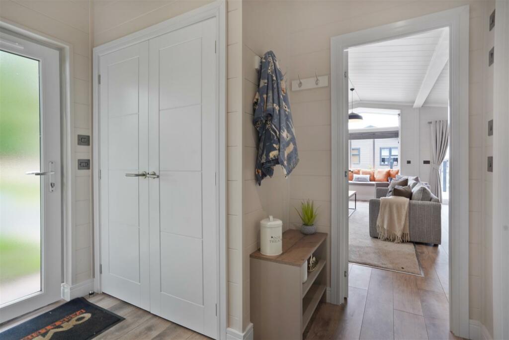 Additional image 7 of Bosworth Lakeside Lodges, Market Bosworth,