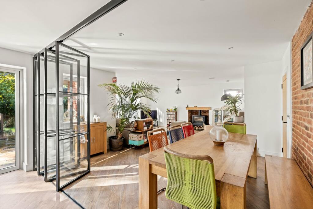 Additional image 5 of North Road, Hythe, CT21