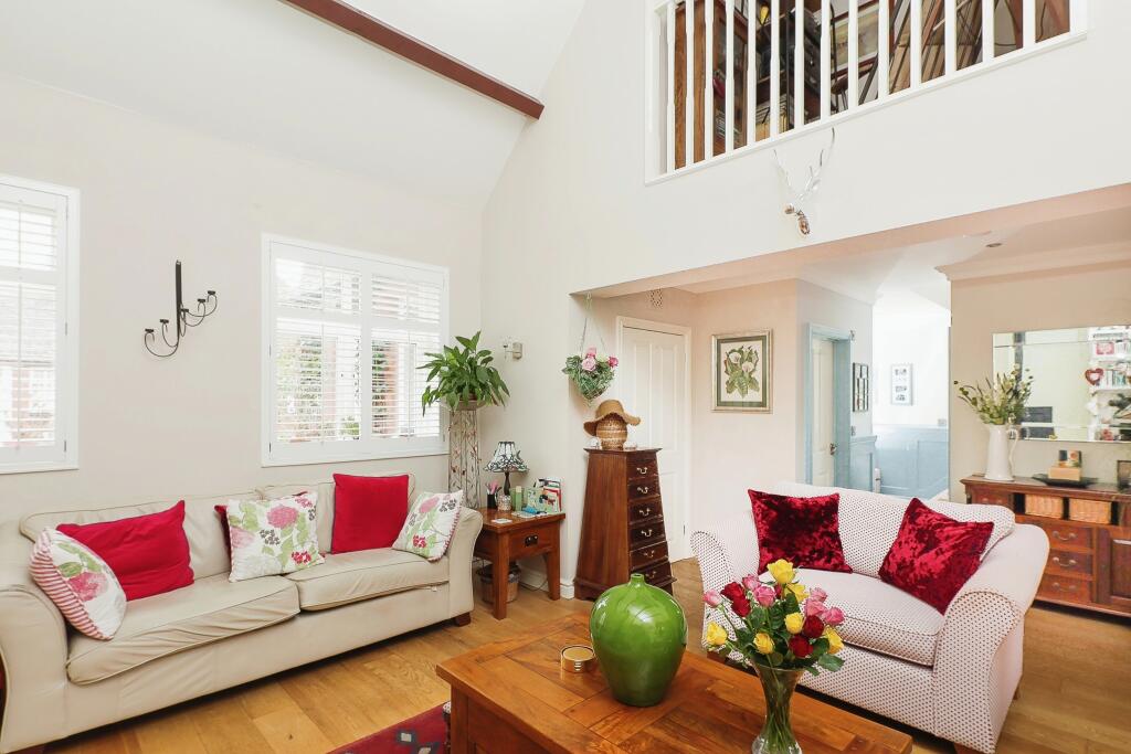 Additional image 8 of Caldecote Hall Drive, NUNEATON, Warwickshire, CV10