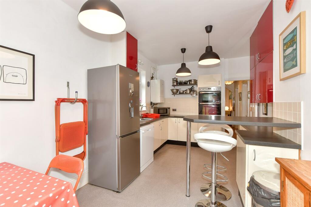 Additional image 12 of Earlsfield Road, Hythe, Kent