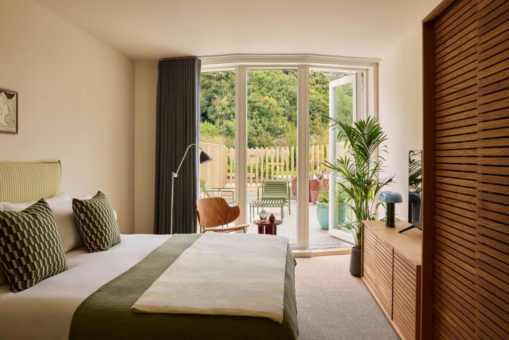 Additional image 4 of Shoreline Crescent, Folkestone, CT20