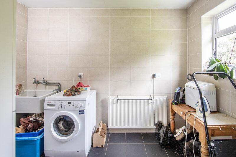 Additional image 21 of "Inniemore", 3 Woodland Hills, Madeley