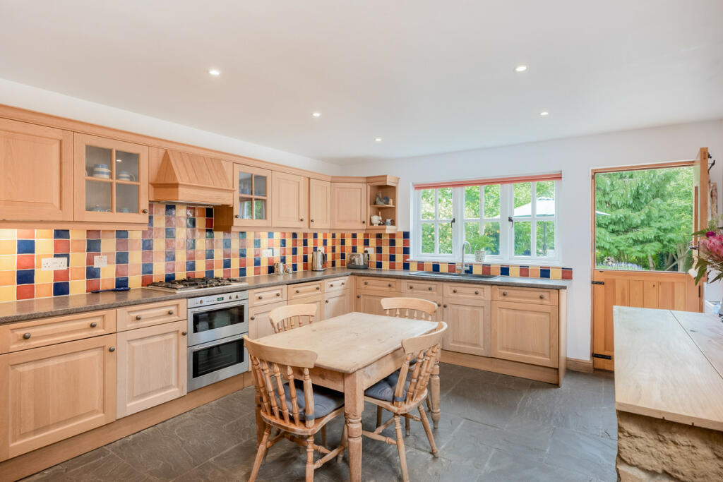 Additional image 7 of Napton On The Hill, Warwickshire, CV47 8NG