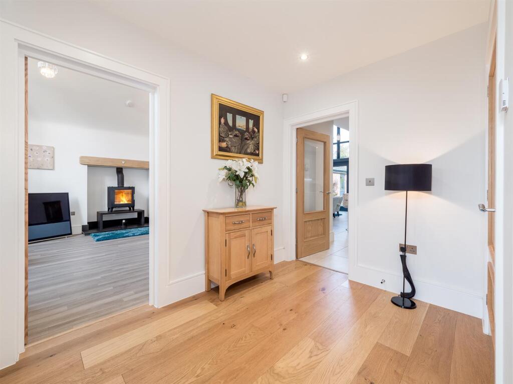 Additional image 18 of Elmdon Close, Snitterfield, Stratford-upon-Avon