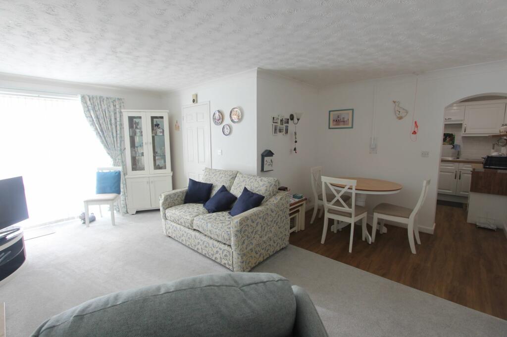 Additional image 3 of Kenilworth Road, Balsall Common, CV7