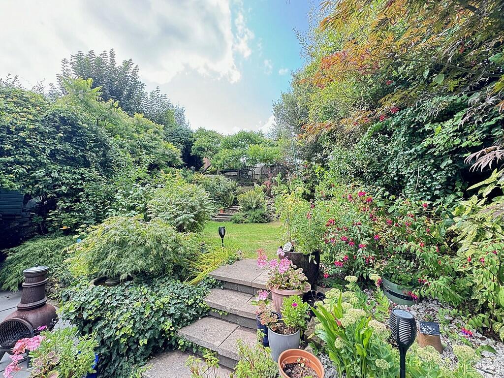 Additional image 26 of Leek Wootton