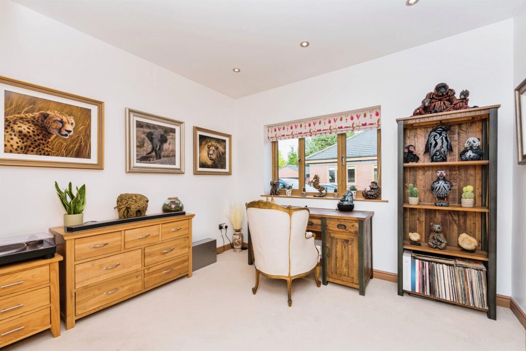 Additional image 15 of Knowle Hill, Hurley, ATHERSTONE