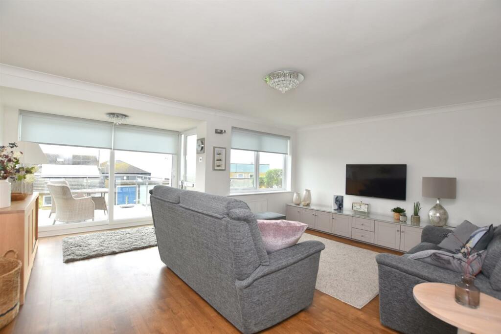 Additional image 6 of Castle Bay, Sandgate