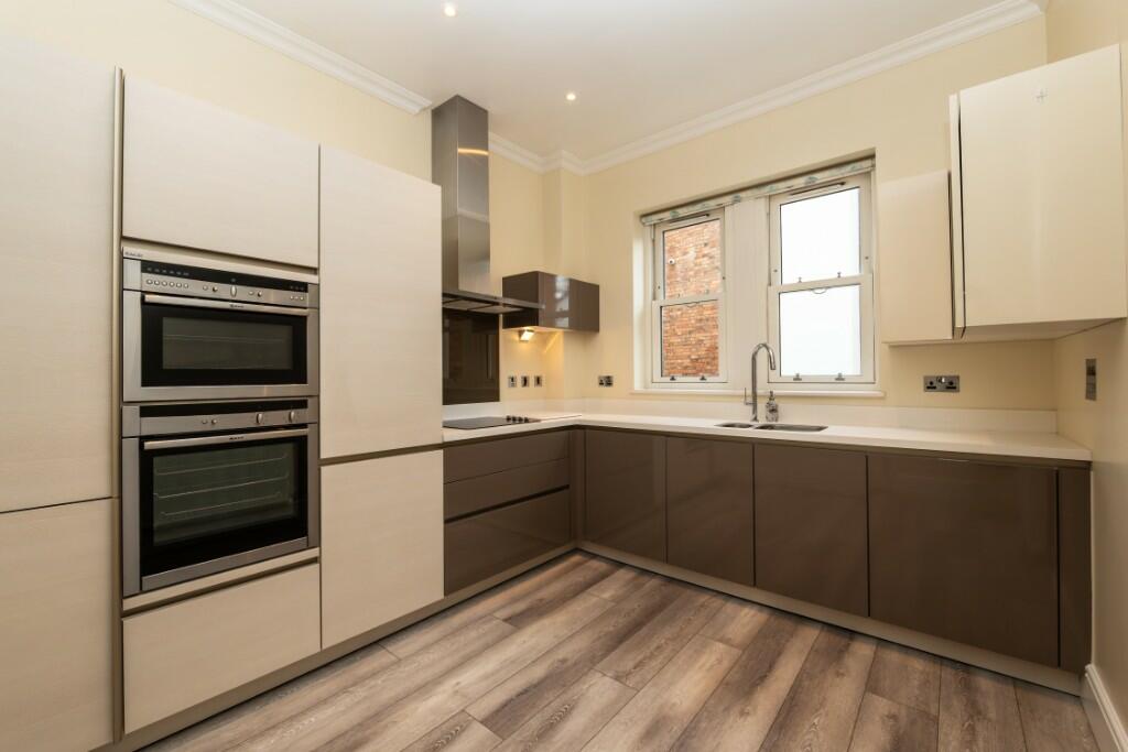 Additional image 5 of Binswood Avenue, Leamington Spa, Warwickshire, CV32