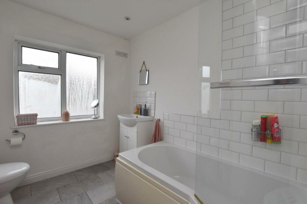 Additional image 21 of Risborough Lane, Folkestone